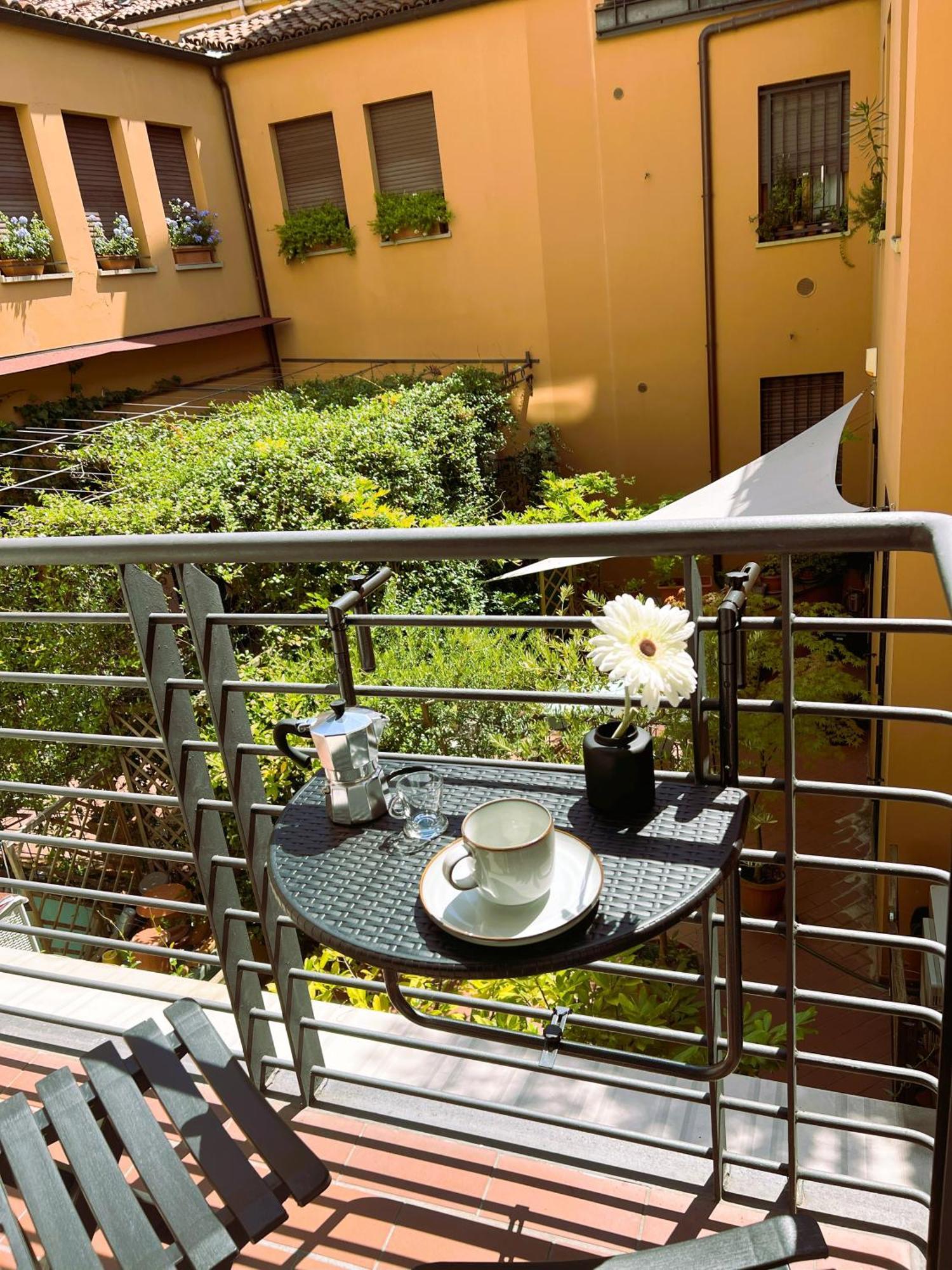 Alfea Suite Bolonia Exterior foto